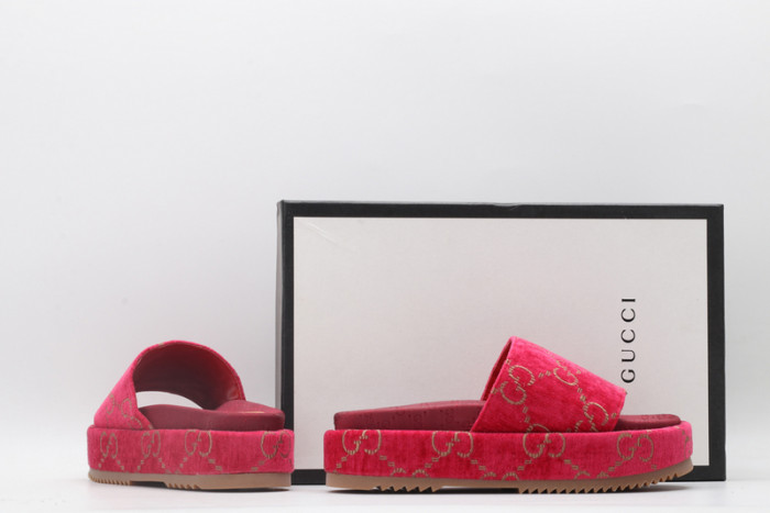 GUI SANDAL