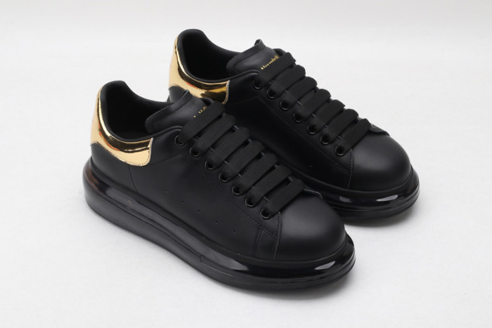 ALEX MCQU SNEAKER