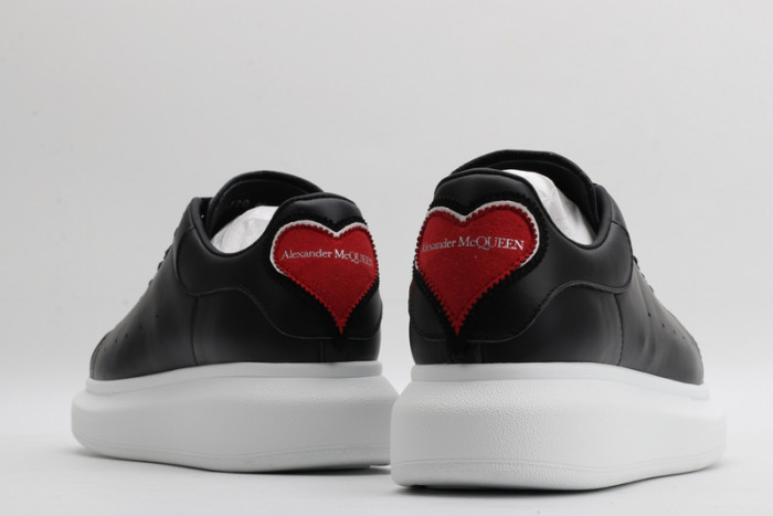 ALEX MCQU SNEAKER