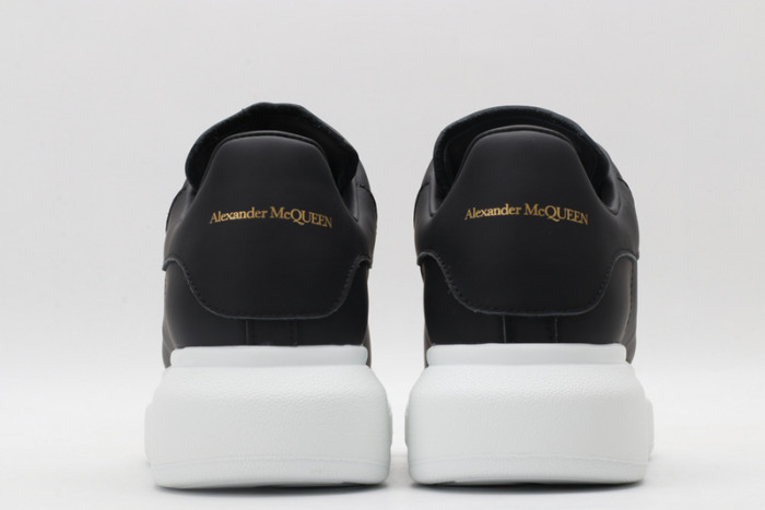 ALEX MCQU SNEAKER