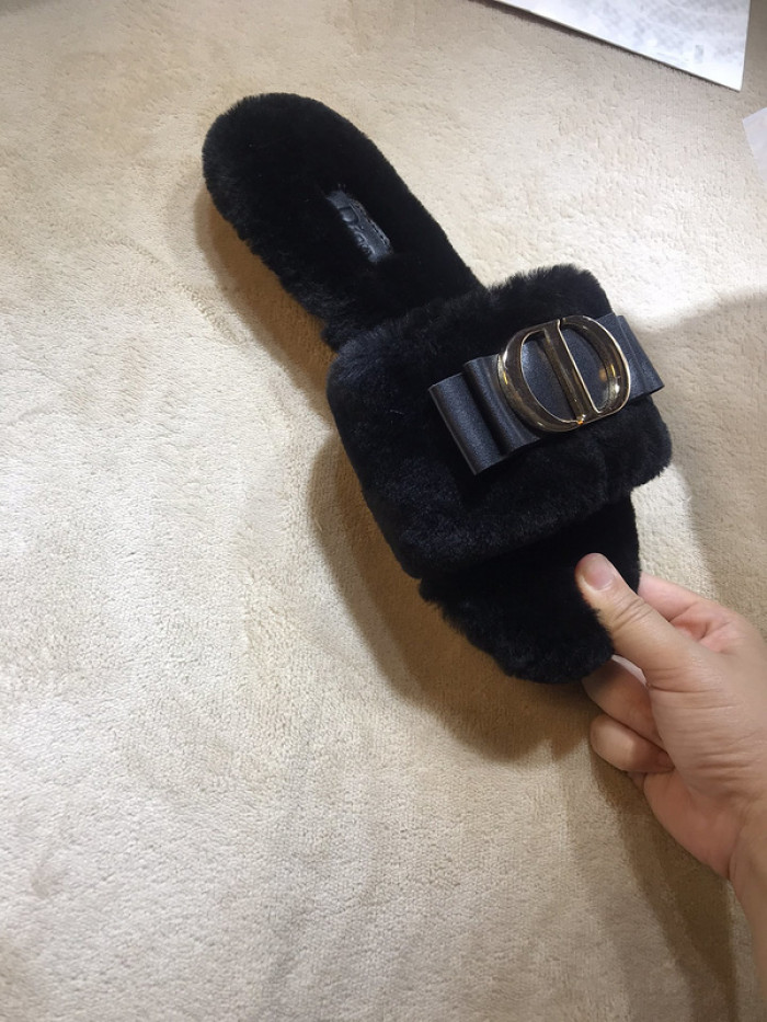 d10r sandal