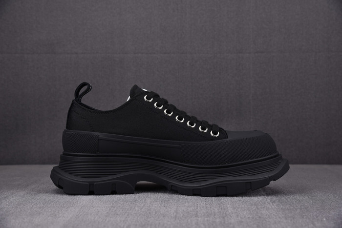 ALEX MCQU SNEAKER