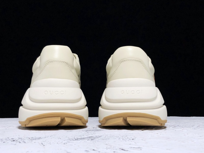 GUI SNEAKER