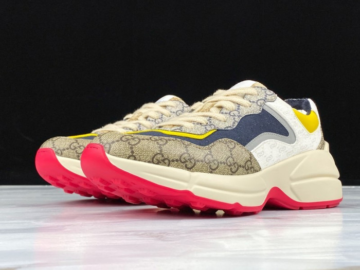 GUI SNEAKER