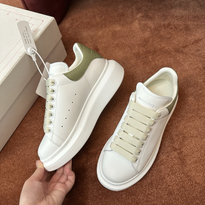 ALEX MCQU SNEAKER