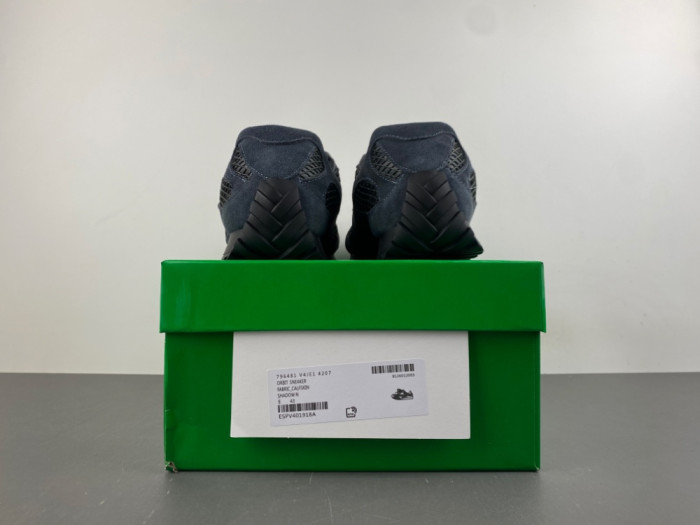 BV sneaker