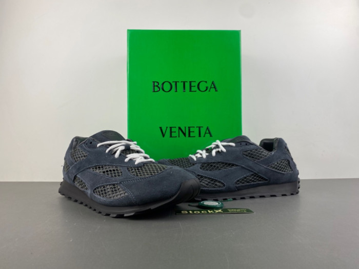 BV sneaker