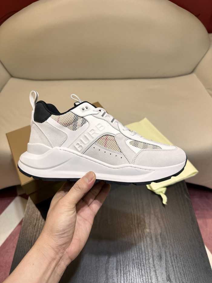 BUB sneaker