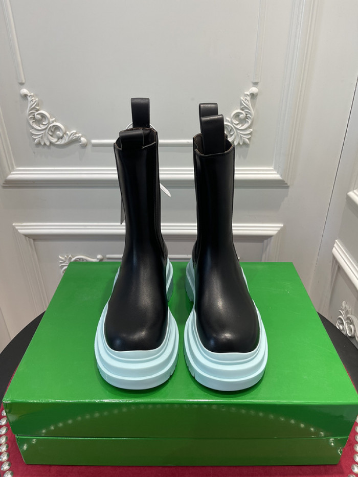 BV boots 023