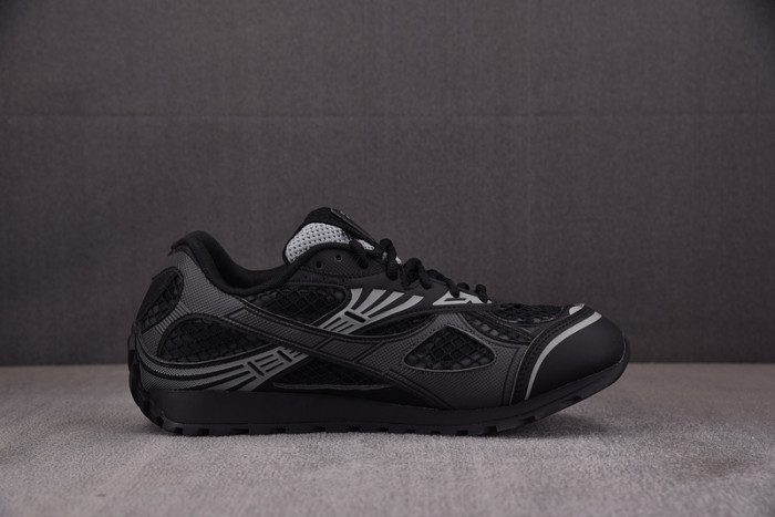 BV sneaker