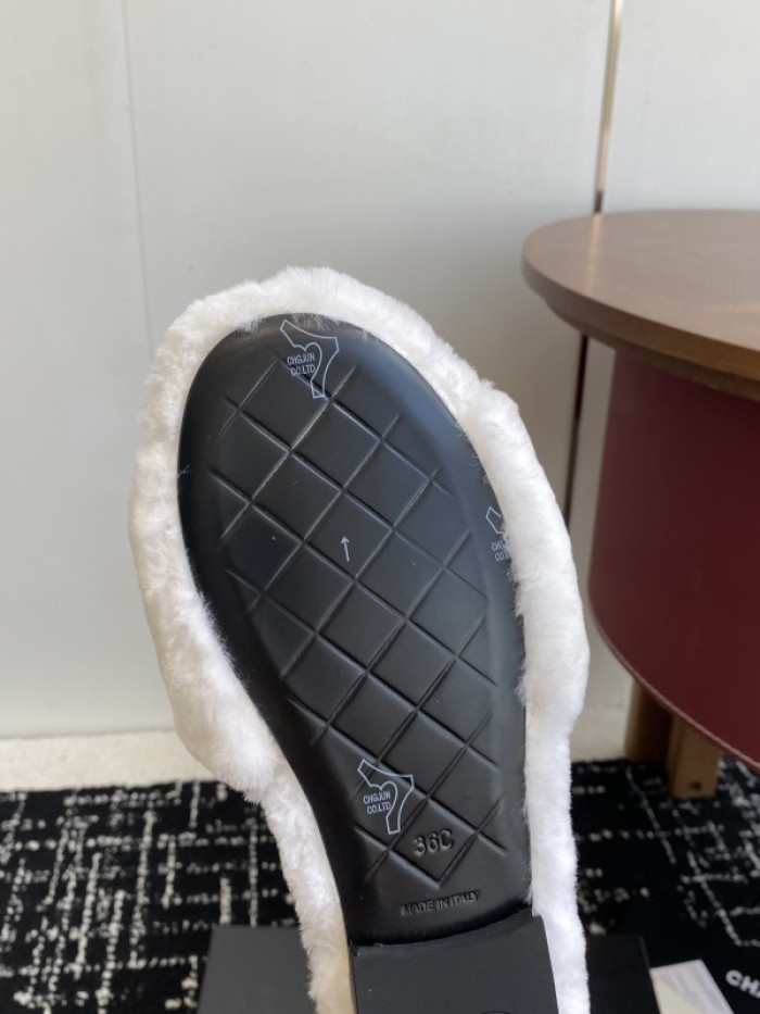 CN Sandal