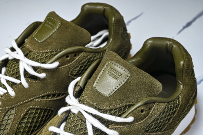 BV sneaker