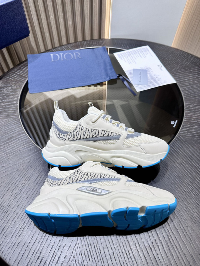 D10R SNEAKER