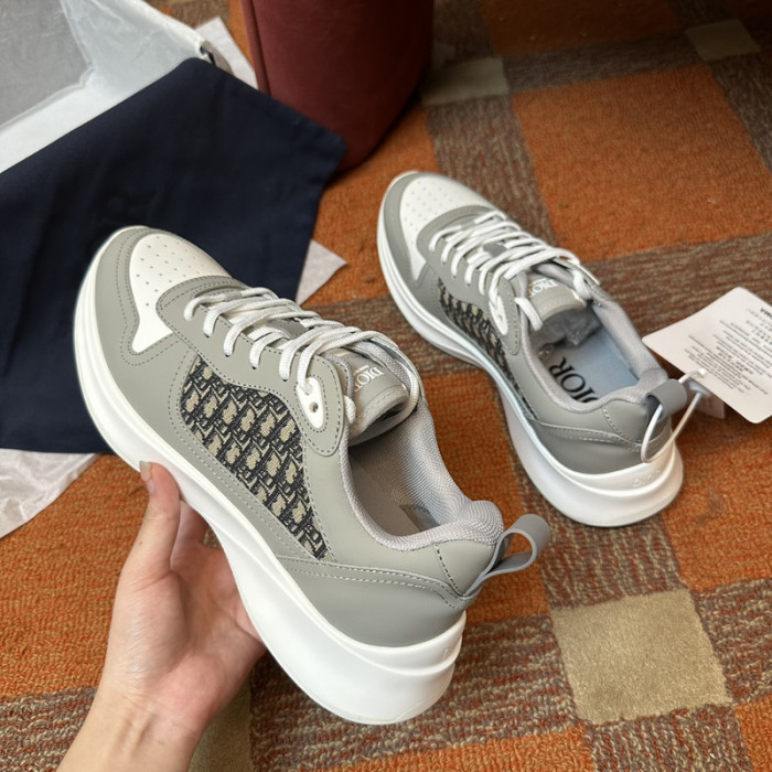 D10R B25 SNEAKER