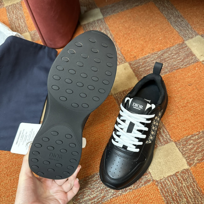 D10R B25 SNEAKER