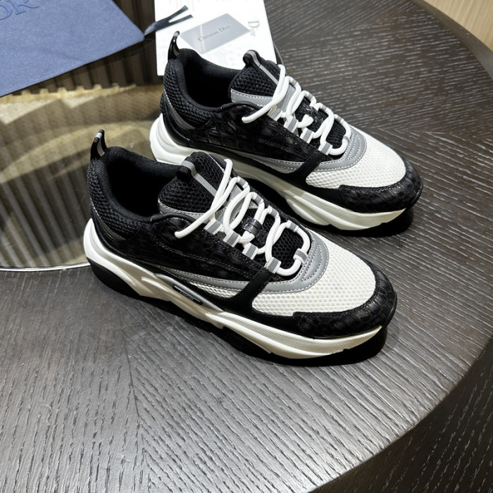 D10R SNEAKER
