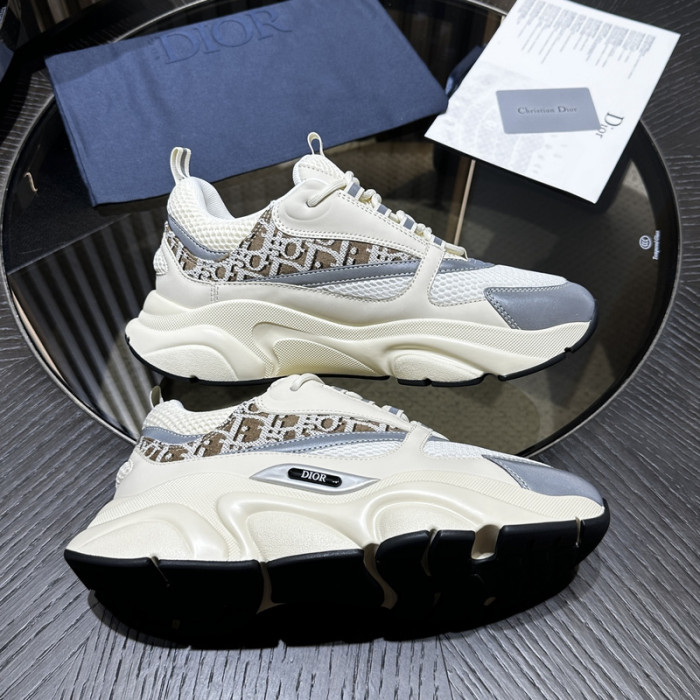 D10R SNEAKER
