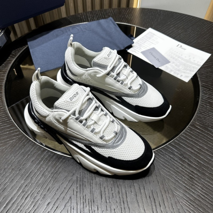 D10R SNEAKER