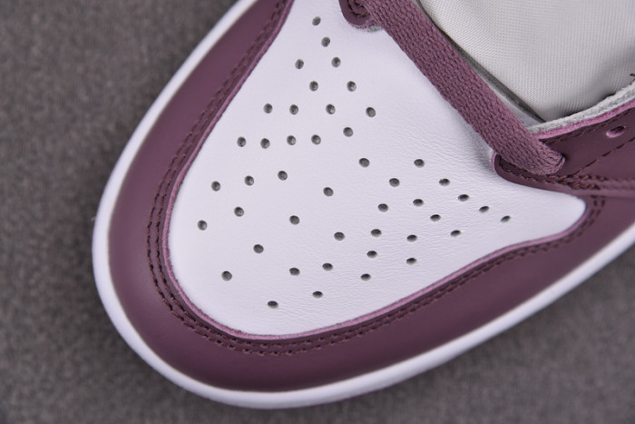 Air Jordan 1 Retro High OG “Sky J Mauve” DZ5485-105