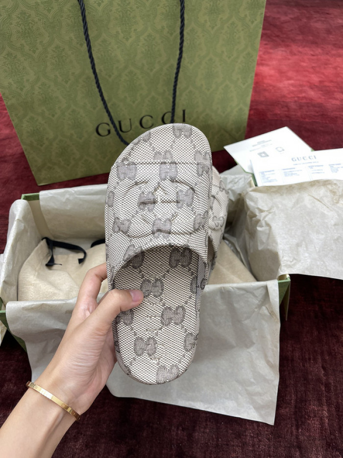 GUI SANDAL