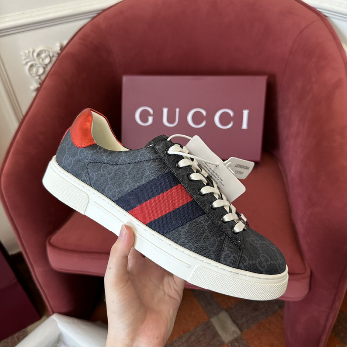 GUI SNEAKER