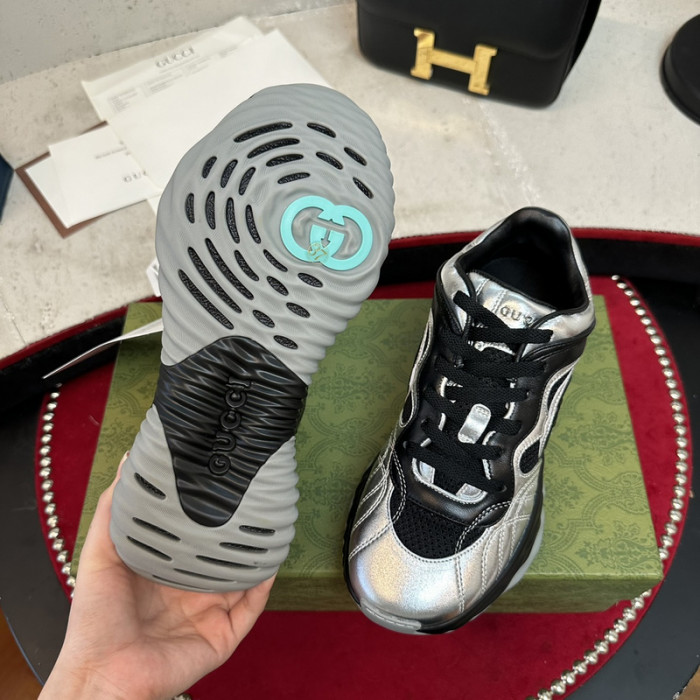 GUI SNEAKER