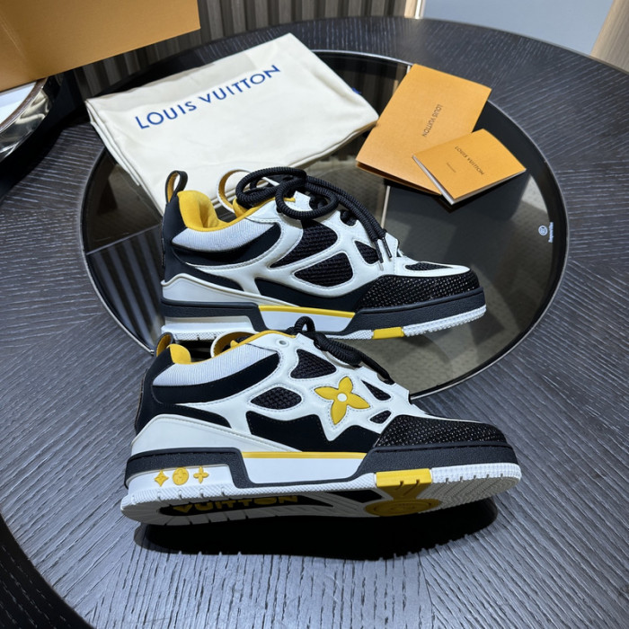 L0VT SNEAKER
