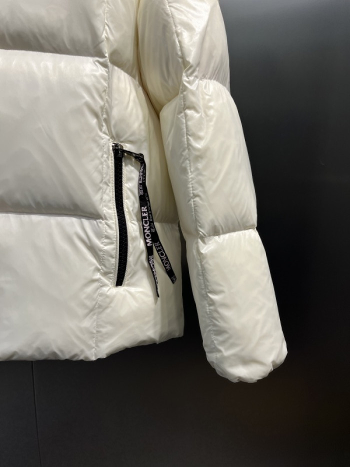 M0*C1ER DOWN JACKET