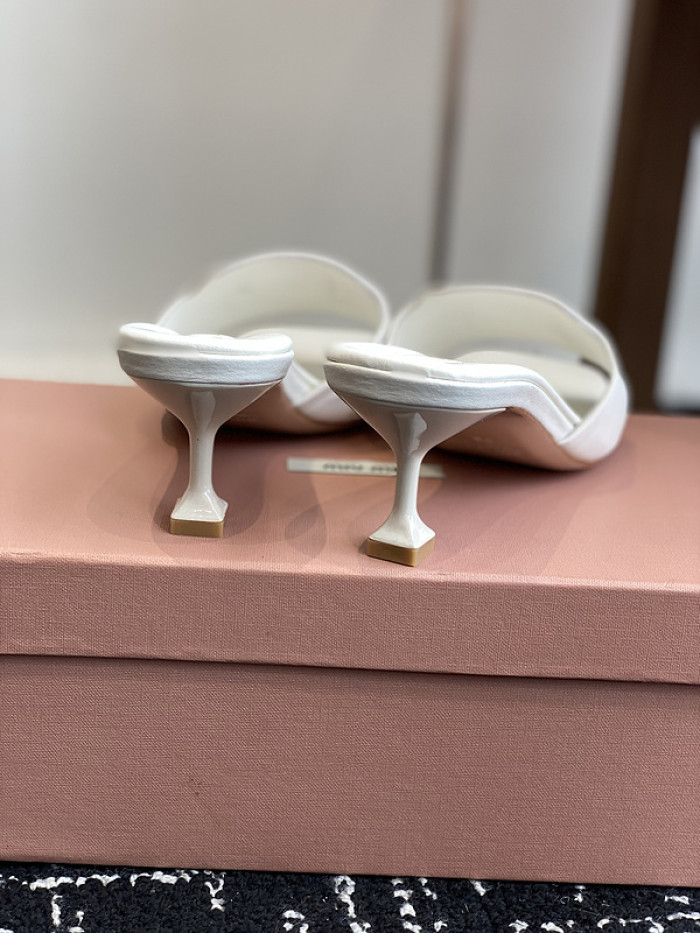 M1U SANDAL