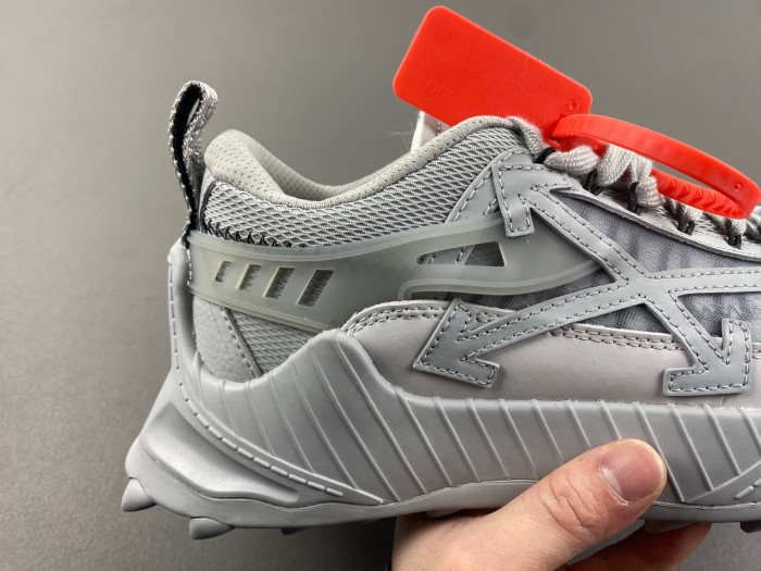 OFW SNEAKER