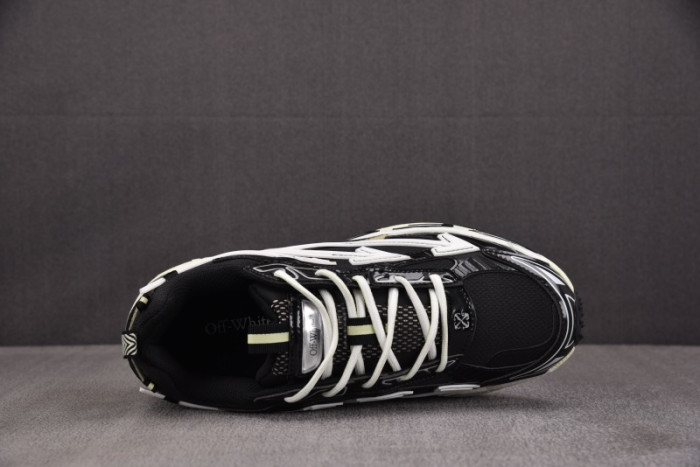 OFW SNEAKER